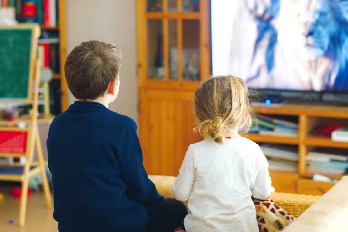 7 Innovative Ways to Foster Sibling Bonds in Blended Families