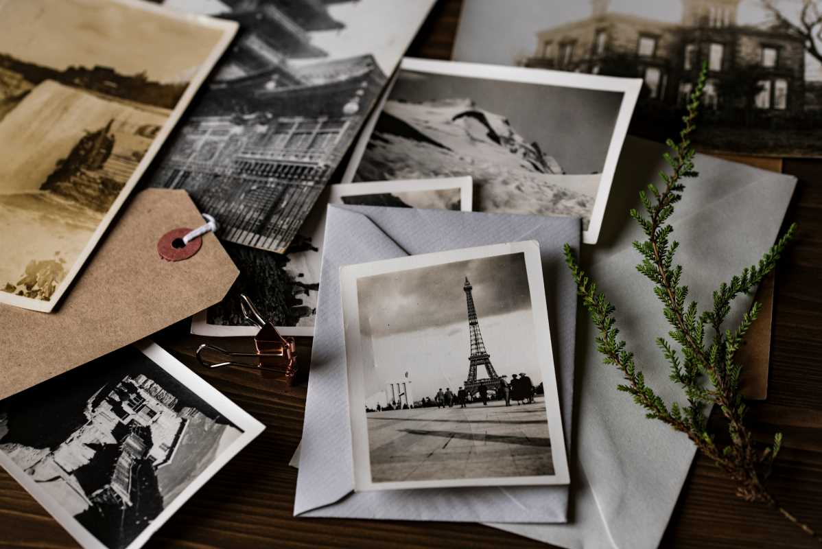 Your Complete Handbook for Designing Custom Family Travel Journals